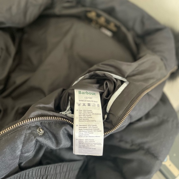 Barbour Waylite Quilted Puffer Coat Faux Fur-Trimmed Black - Picture 6 of 8